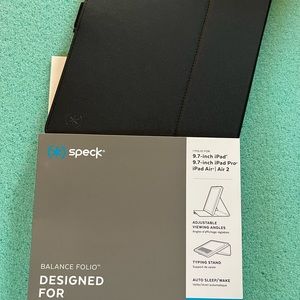 Speck IPad case